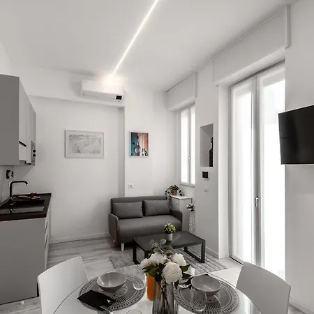 Apartamento Stayeasy Crivelli - Stylish Studio, Duomo Walking