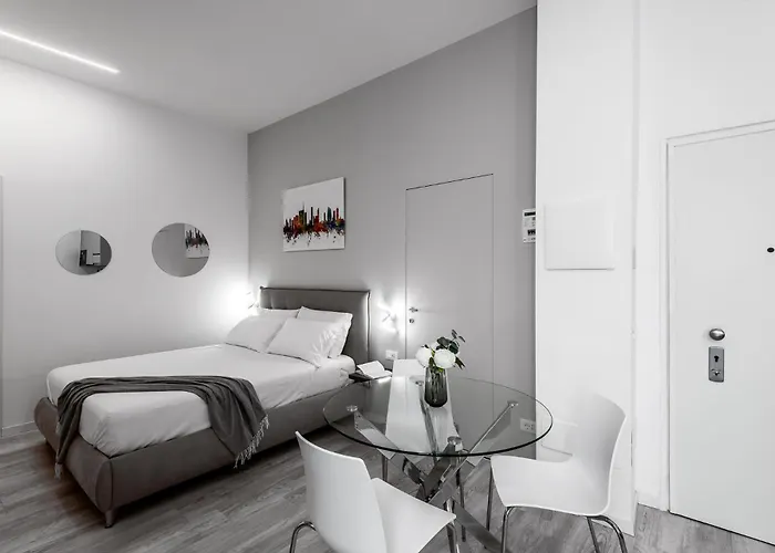 Stayeasy Crivelli - Stylish Studio, Duomo Walking * 밀라노